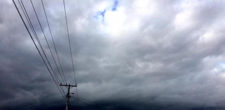 grey skies two haiku